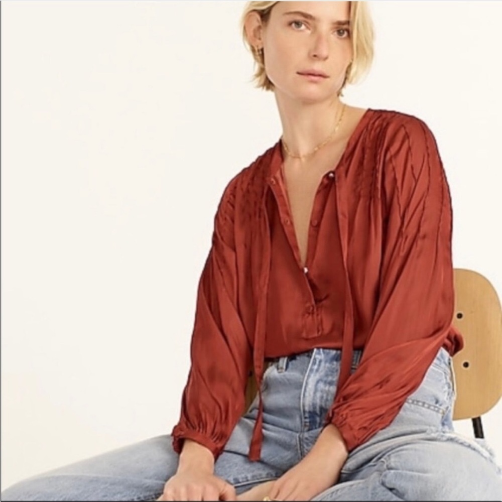 NWT J. Crew M Featherweight Satin Tie-neck blouse
